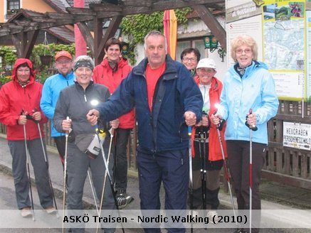 19. Mai 2010: Leider wurden wir heute Nachmittag bei unserer 7. Tour (Schwarzenbacher Rundwanderweg) nicht vom Schönwetter begleitet. Wir haben trotzdem das Beste daraus gemacht und lieen den Nachmittag im Gasthaus Hollaus gemütlich ausklingen.