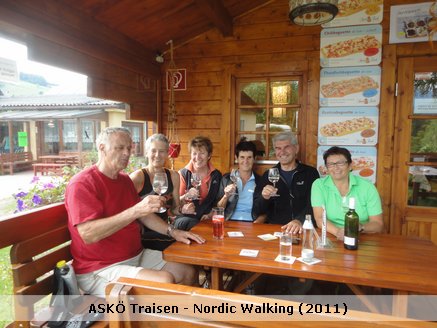 Nordic Walking Mittwoch 1.6.2011: Ausgangspunkt ist wieder das Proisl-Denkmal - am Traisenufer entlang Richtung Scheibmühl - über den Annenhof - Renz - hinauf zu den Windrädern - dann gehts wieder bergab zum Wallentin, wo wir den sehr schönen Nachmittag auch ausklingen liesen - bevor wir wieder zum Ausgangspunkt zurückkehrten.